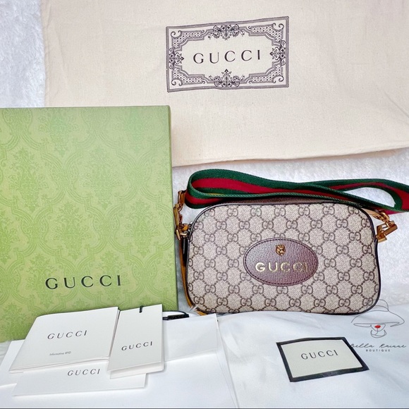 GUCCI Neo Vintage GG Supreme Messenger Bag - Picture 1 of 5